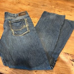 Men’s Ariat M5 jeans size 38/36